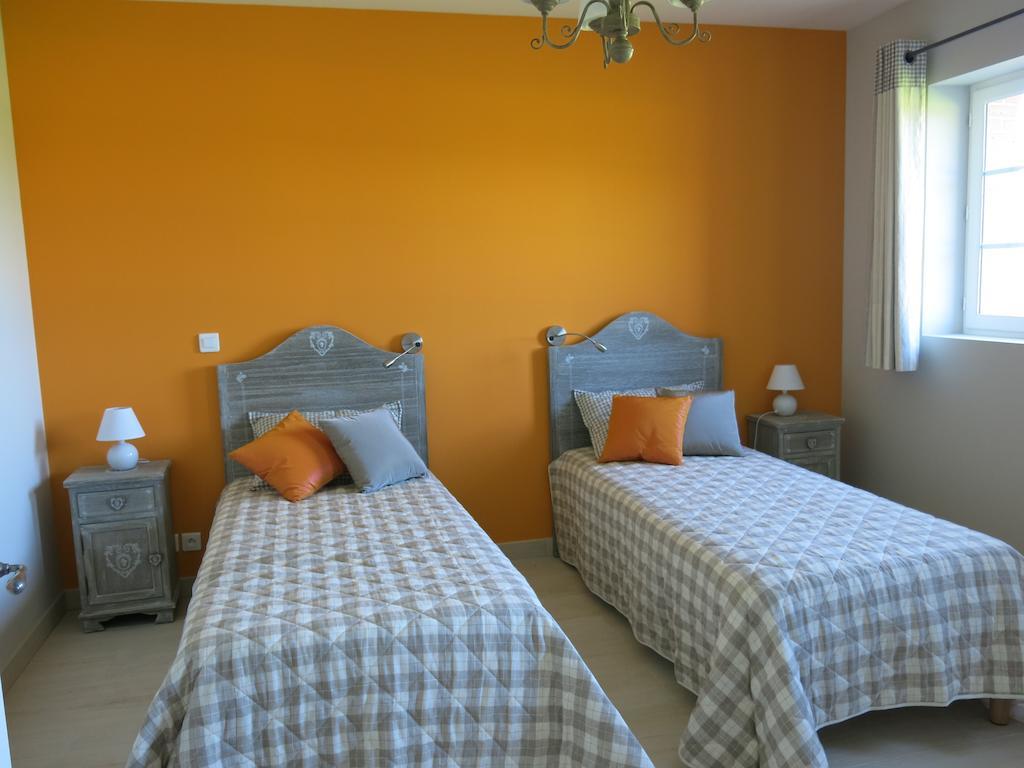 Le Parc De Crecy Bed & Breakfast Tréon Oda fotoğraf